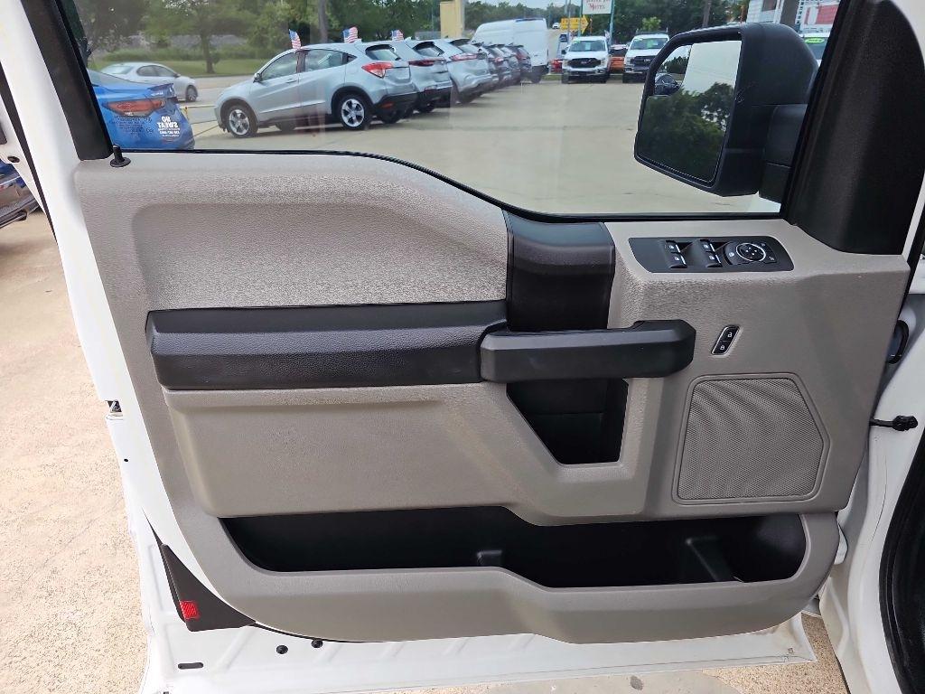 Ford F-150 Lariat 2WD SuperCab 8' Box 2018