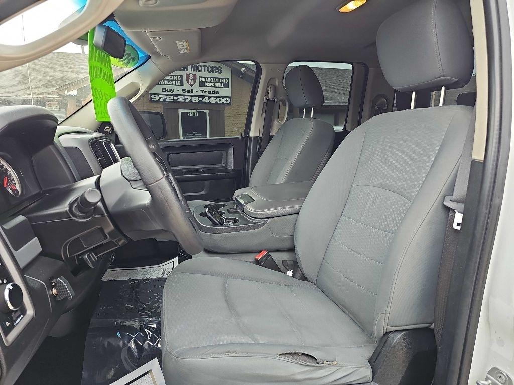 RAM 1500 Classic Tradesman 4x4 Quad Cab 6'4" Box 2020
