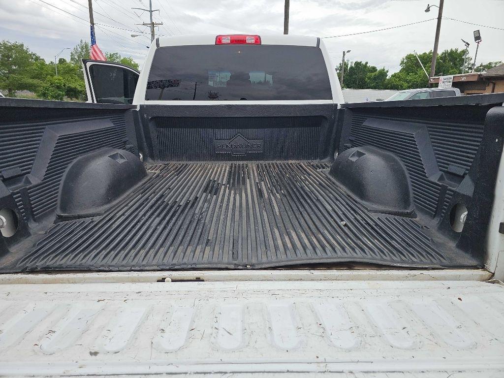 RAM 1500 Classic Tradesman 4x4 Quad Cab 6'4" Box 2020