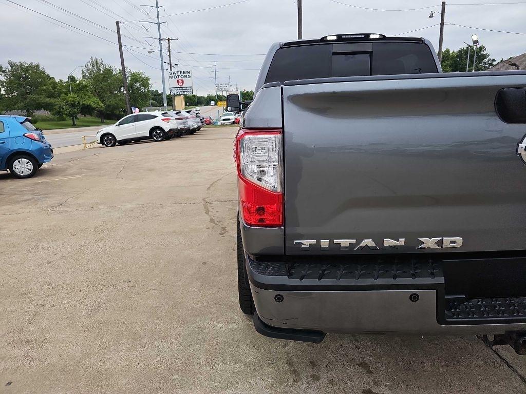 Nissan Titan XD 4x4 Gas Crew Cab SV 2018