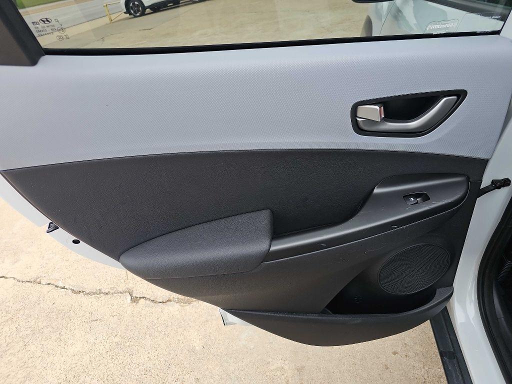 Hyundai Kona Limited DCT FWD 2020