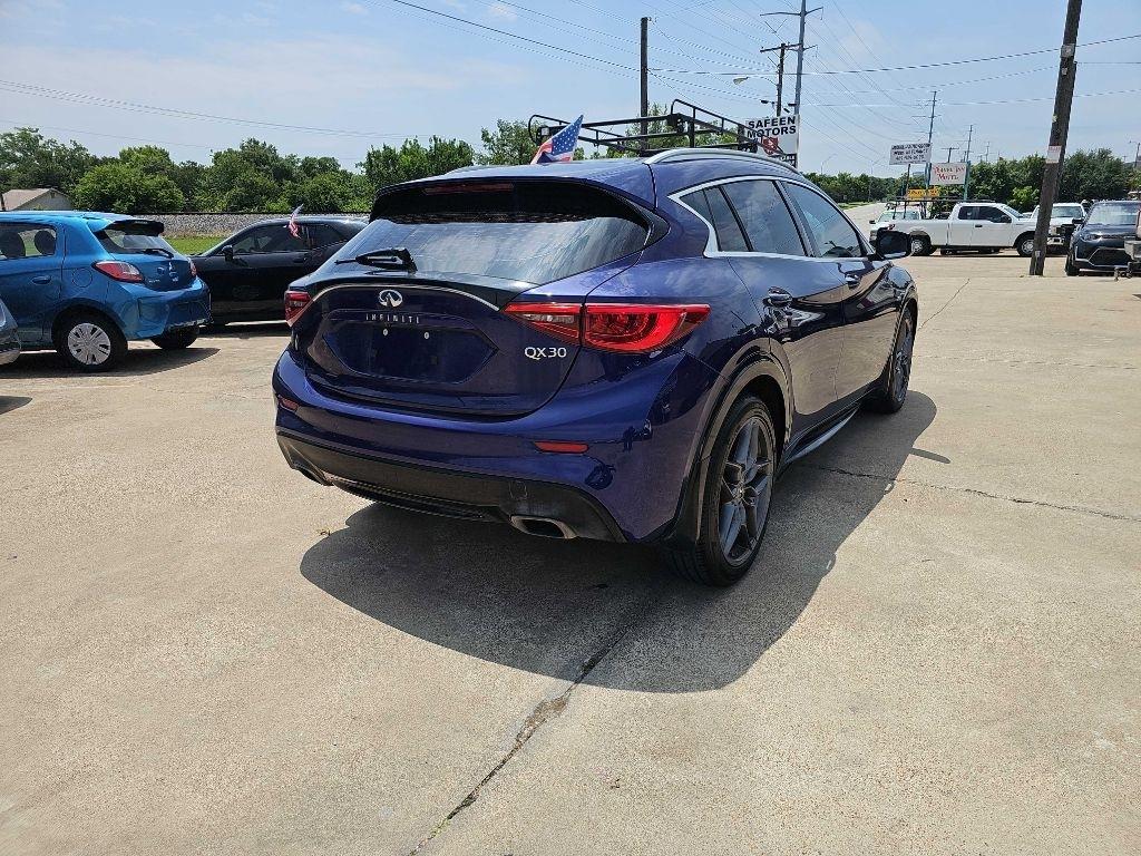 Infiniti QX30 Premium FWD 2018