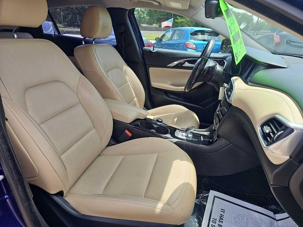 Infiniti QX30 Premium FWD 2018