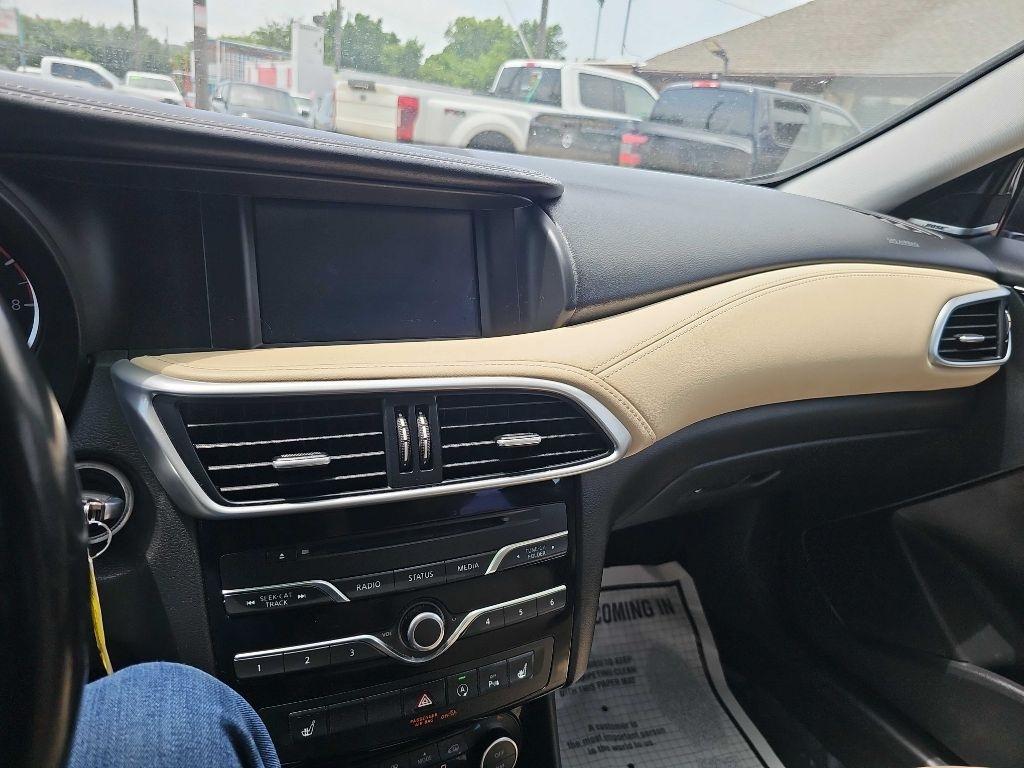 Infiniti QX30 Premium FWD 2018
