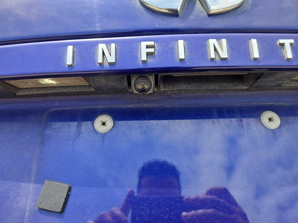 Infiniti QX30 Premium FWD 2018