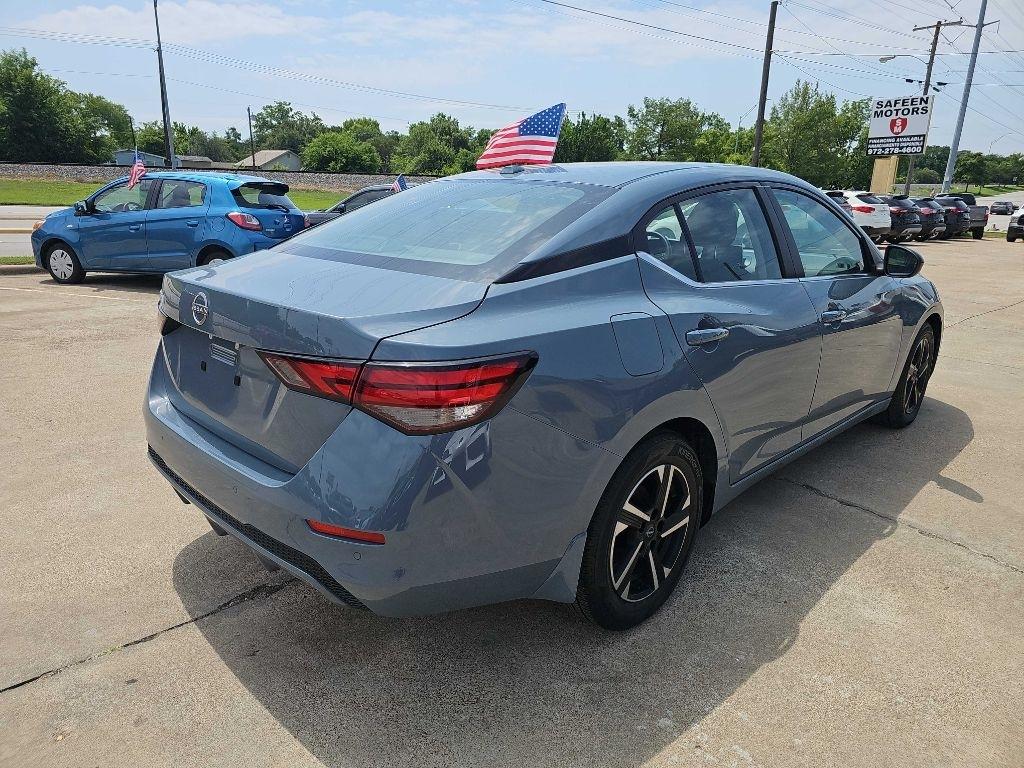 Nissan Sentra SV CVT 2025