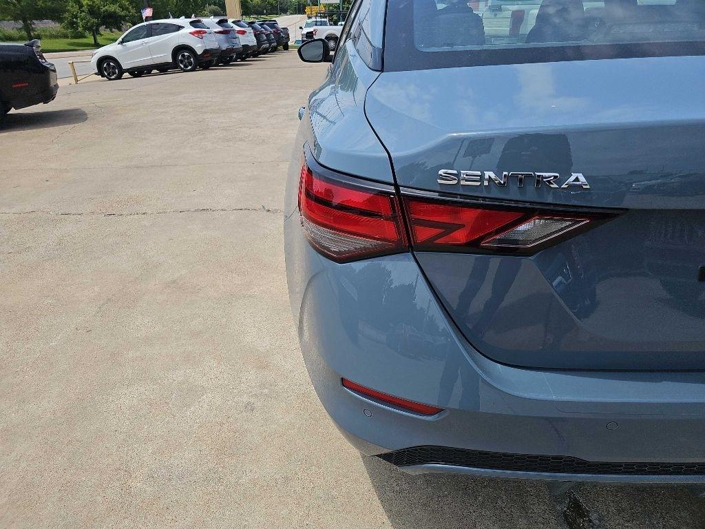 Nissan Sentra SV CVT 2025