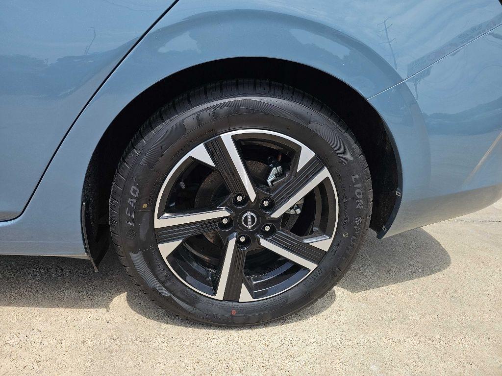 Nissan Sentra SV CVT 2025