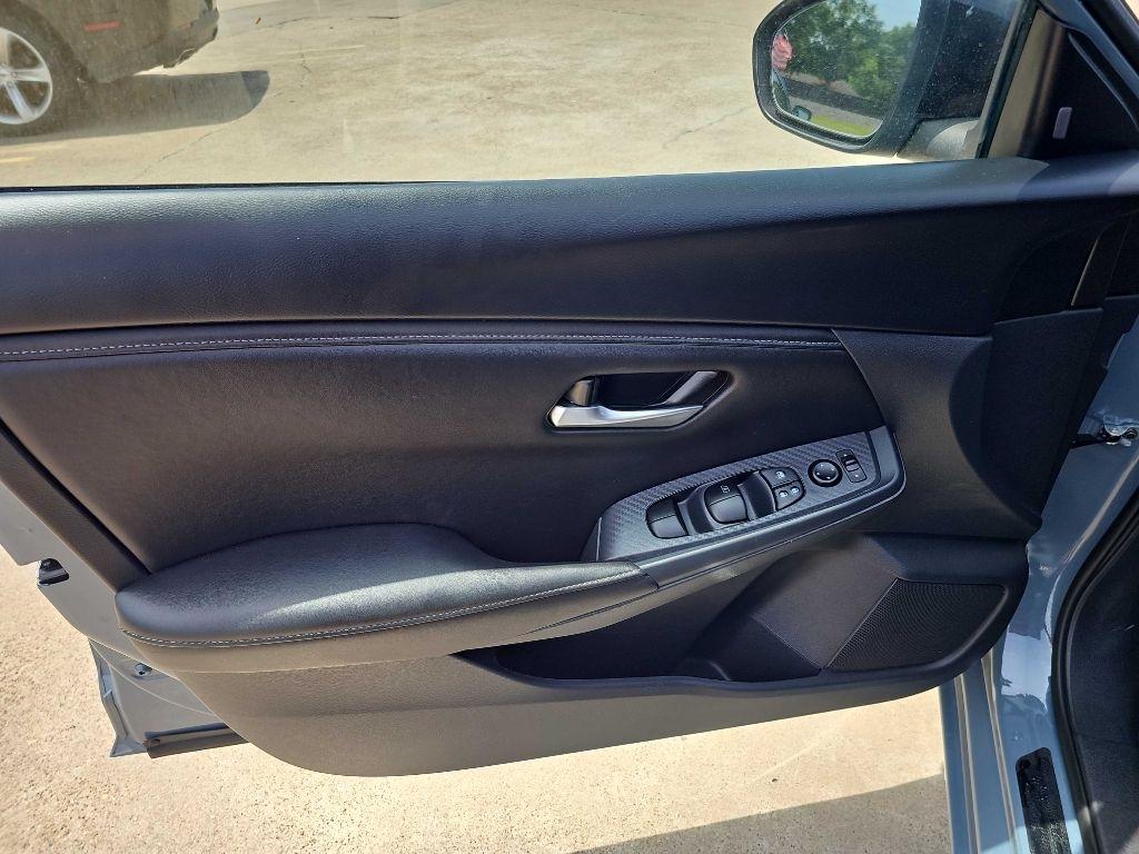 Nissan Sentra SV CVT 2025