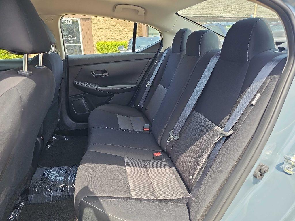 Nissan Sentra SV CVT 2025