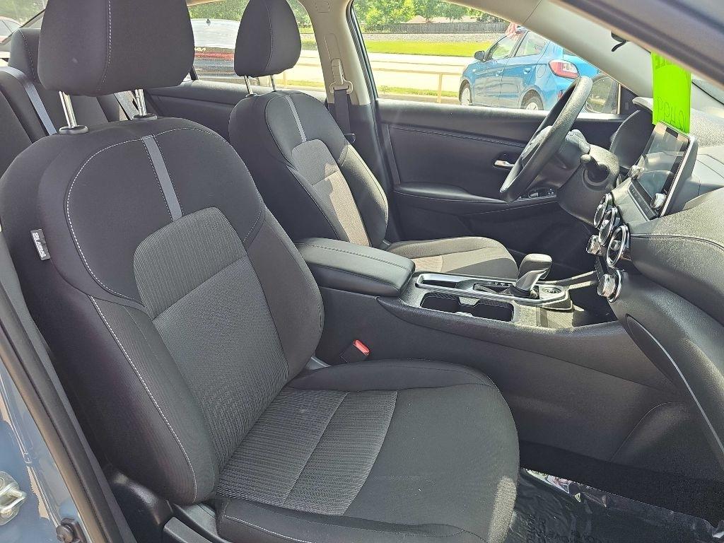 Nissan Sentra SV CVT 2025