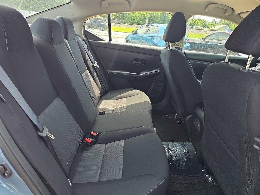 Nissan Sentra SV CVT 2025