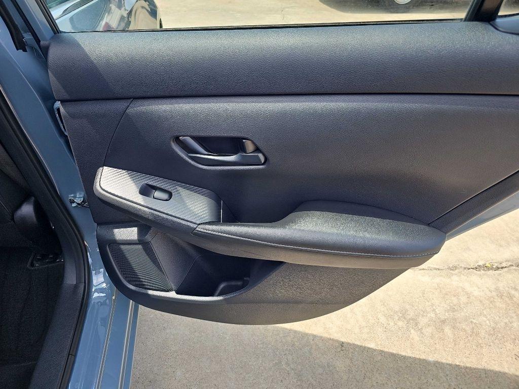Nissan Sentra SV CVT 2025