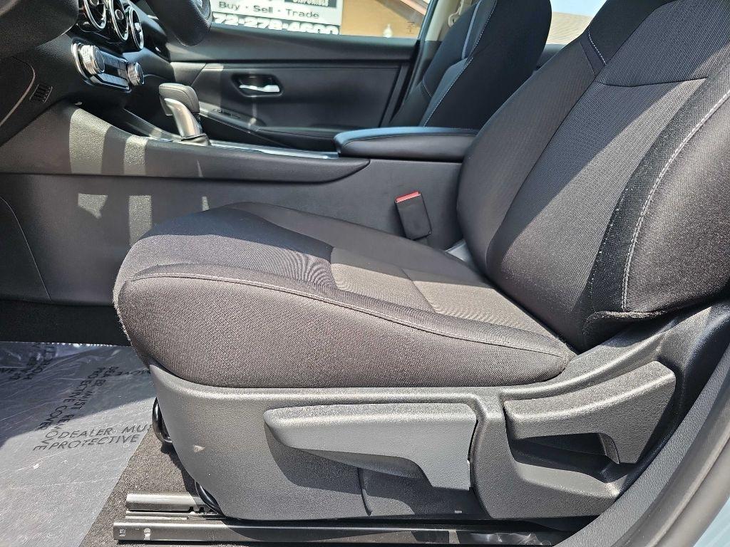 Nissan Sentra SV CVT 2025