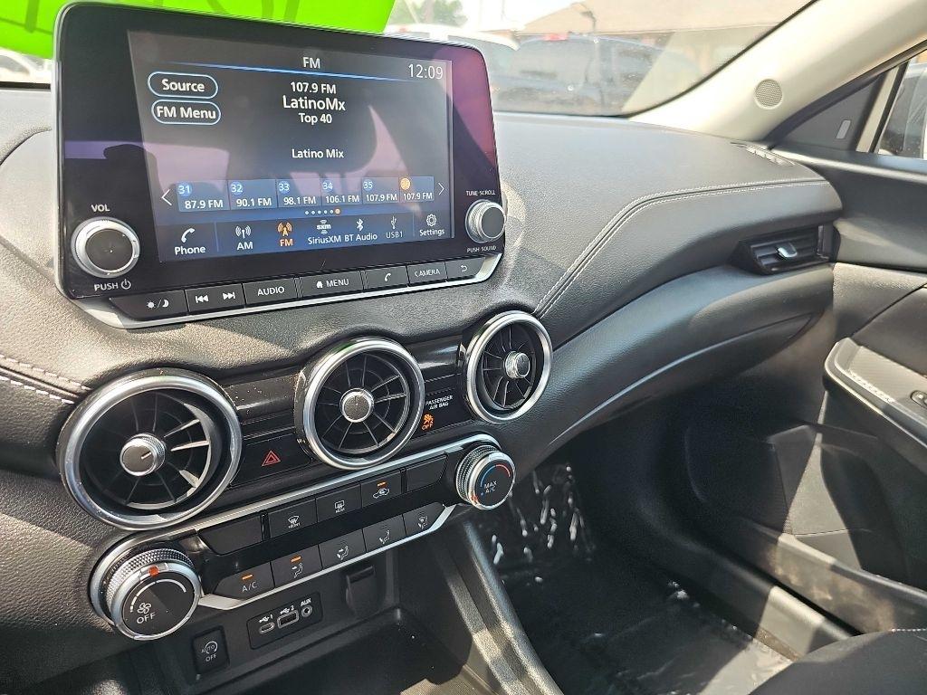 Nissan Sentra SV CVT 2025