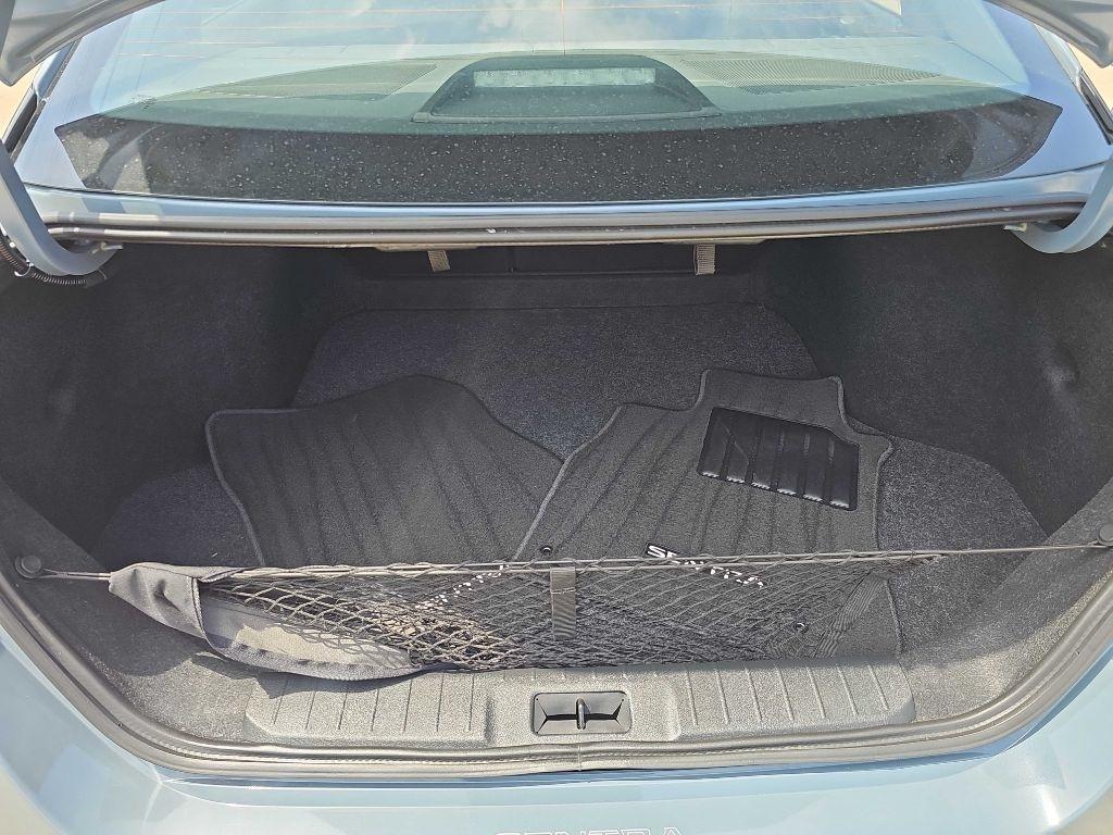 Nissan Sentra SV CVT 2025