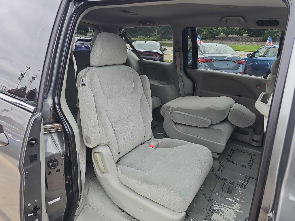 Honda Odyssey 5dr LX 2008