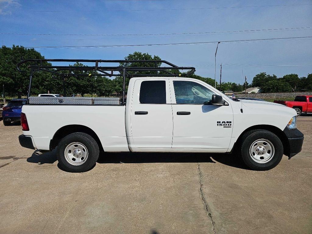 RAM 1500 Classic SLT 4x4 Crew Cab 5'7" Box 2023