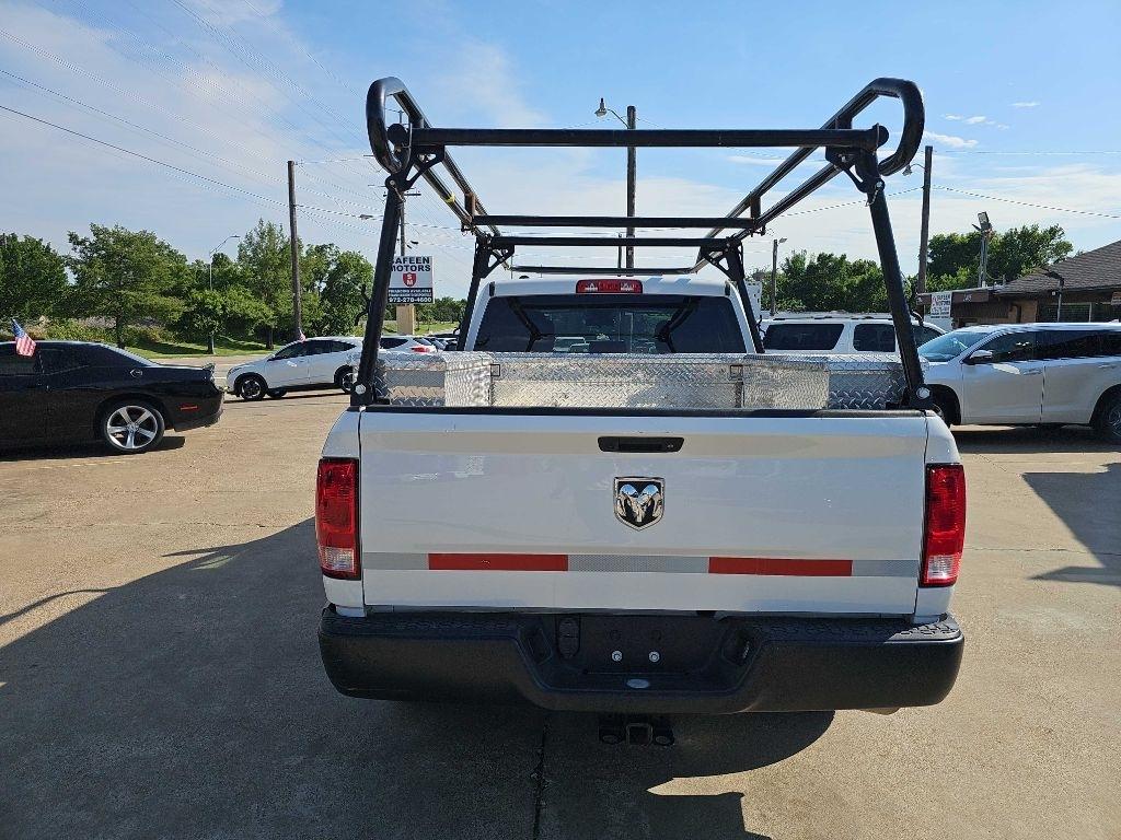 RAM 1500 Classic SLT 4x4 Crew Cab 5'7" Box 2023