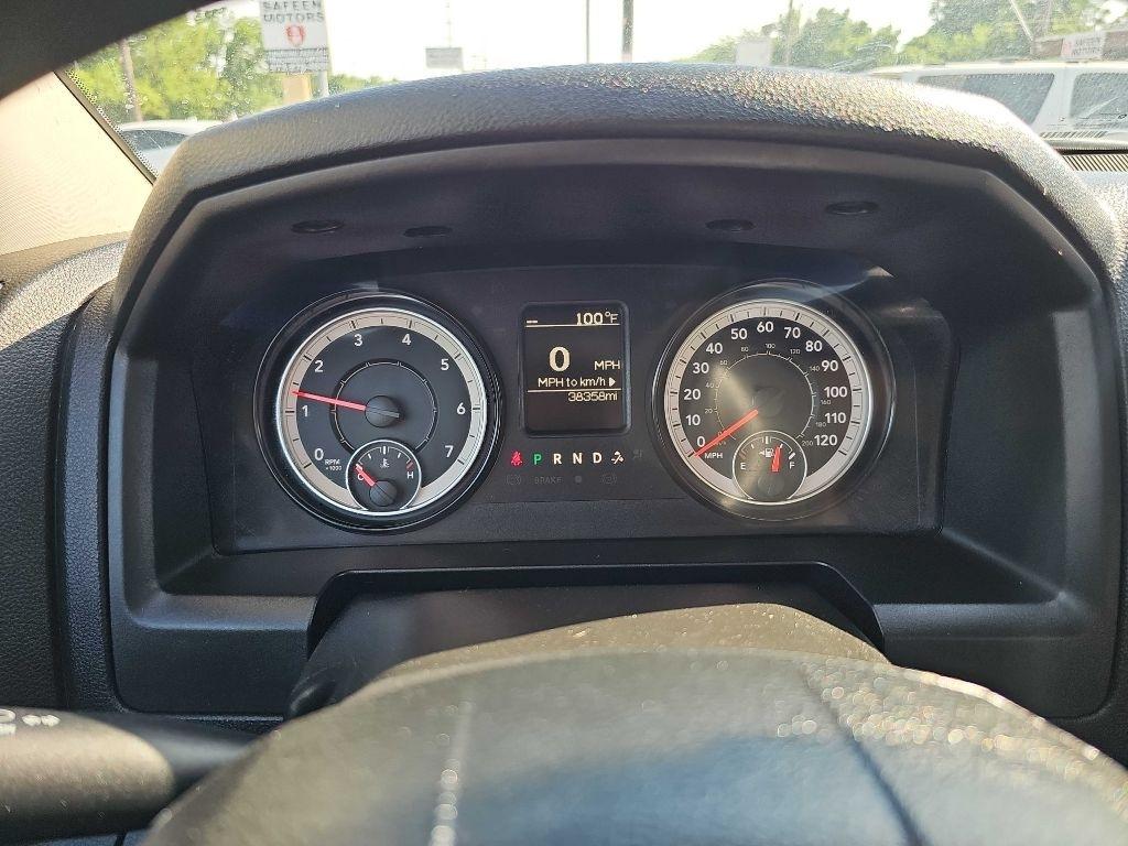 RAM 1500 Classic SLT 4x4 Crew Cab 5'7" Box 2023