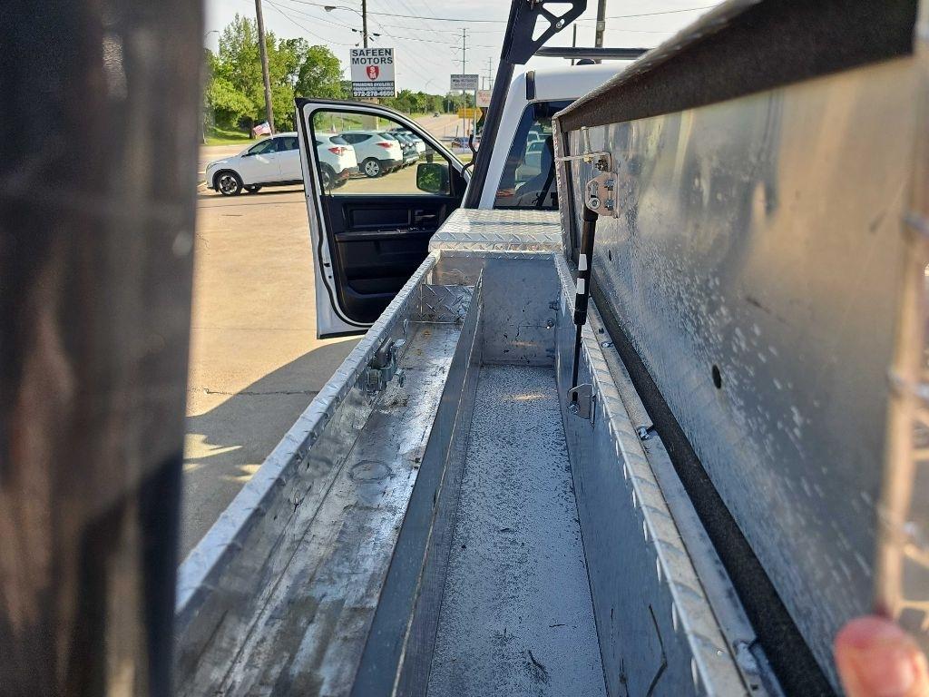 RAM 1500 Classic SLT 4x4 Crew Cab 5'7" Box 2023