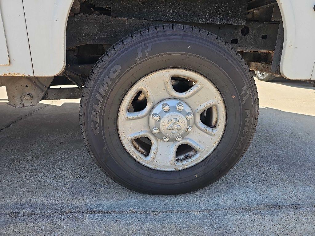 RAM 2500 4WD Crew Cab 169" Tradesman 2015