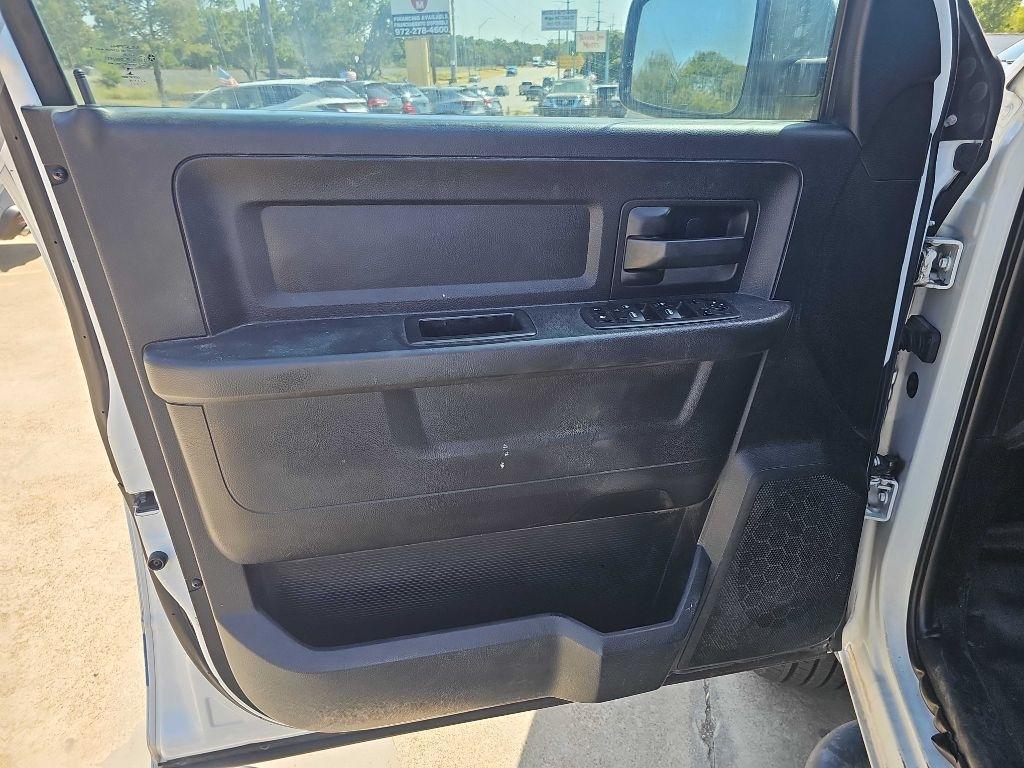RAM 2500 4WD Crew Cab 169" Tradesman 2015