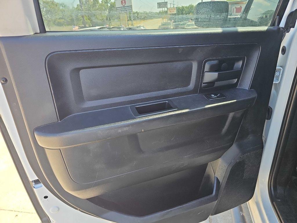 RAM 2500 4WD Crew Cab 169" Tradesman 2015