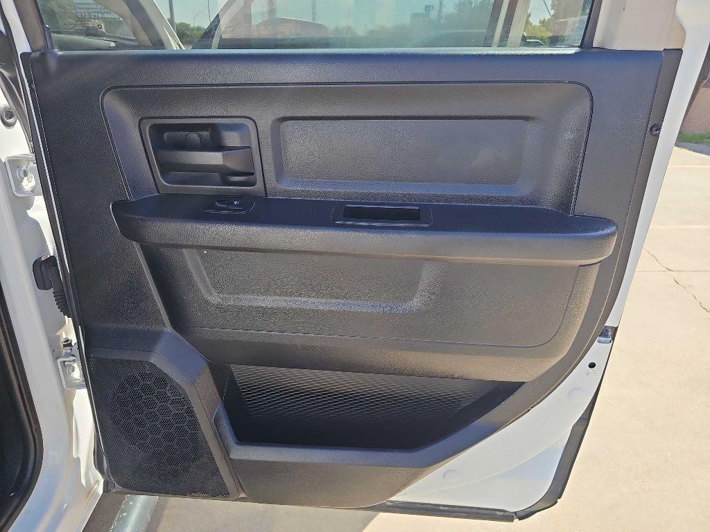 RAM 2500 4WD Crew Cab 169" Tradesman 2015