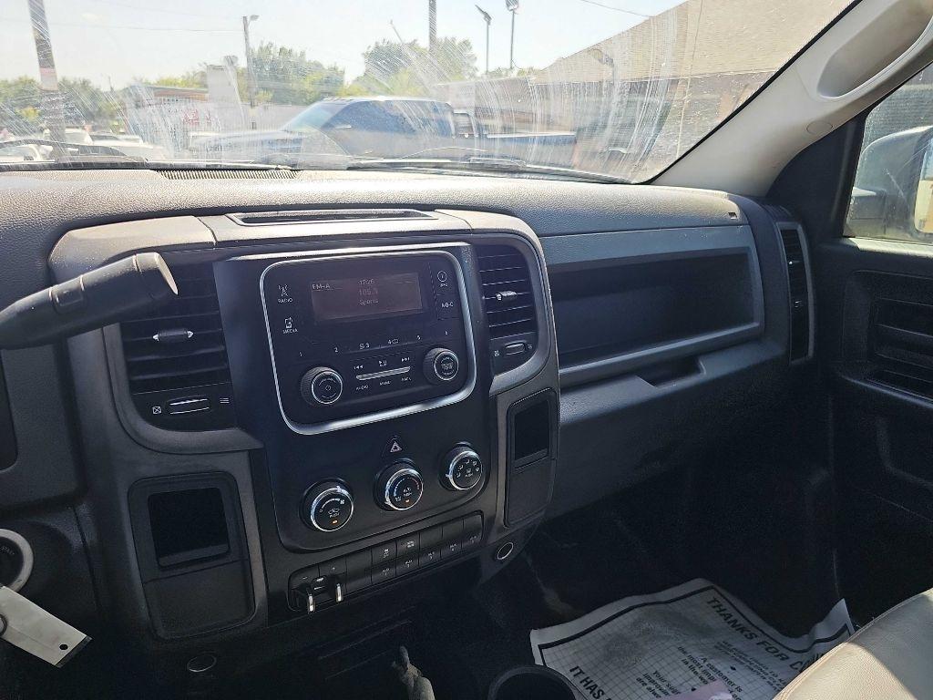 RAM 2500 4WD Crew Cab 169" Tradesman 2015