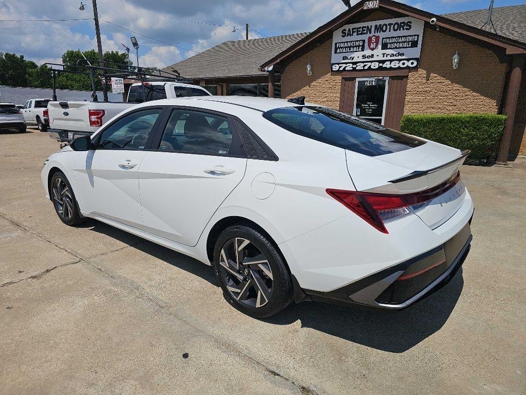 Hyundai Elantra SEL Sport IVT 2025