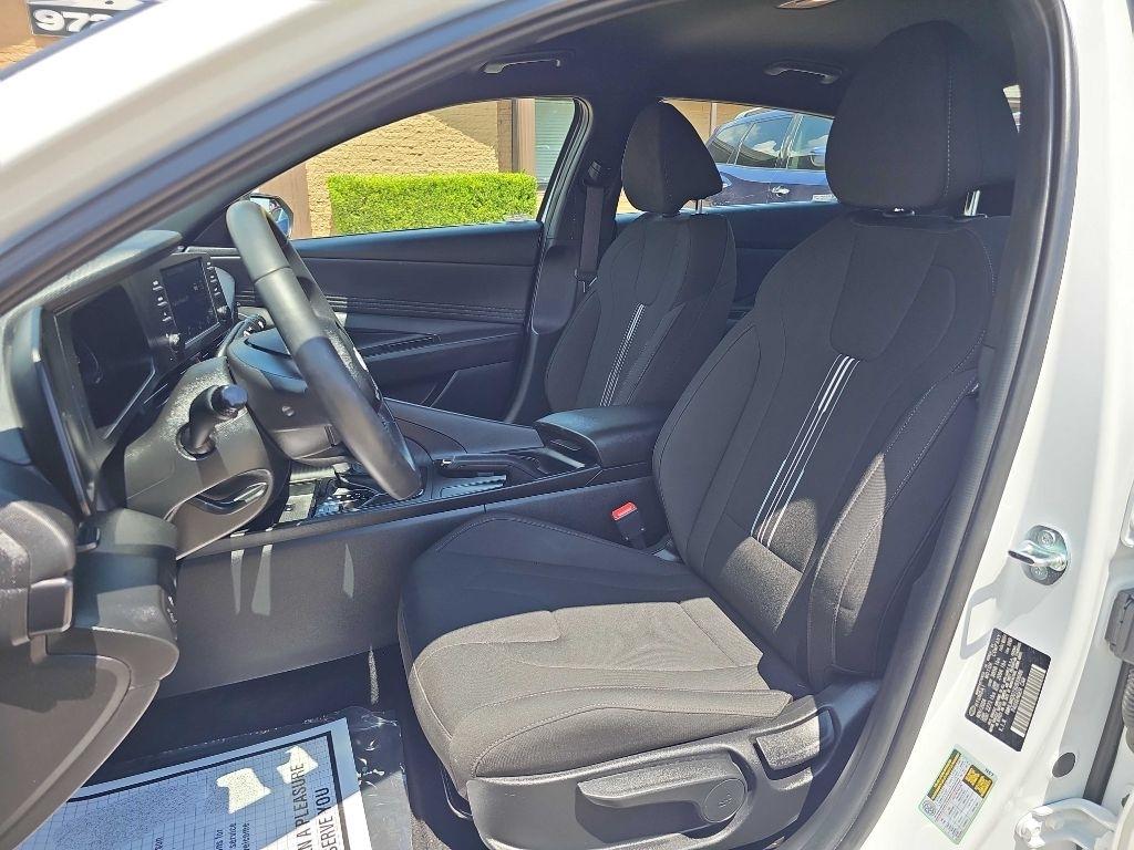 Hyundai Elantra SEL Sport IVT 2025