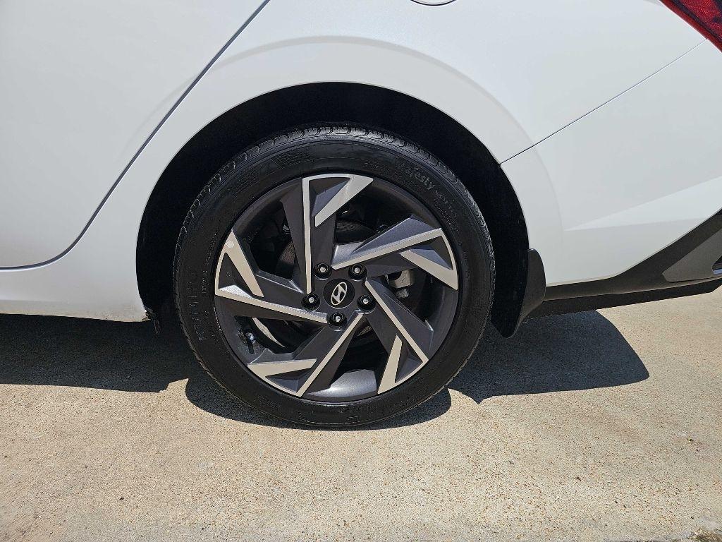 Hyundai Elantra SEL Sport IVT 2025
