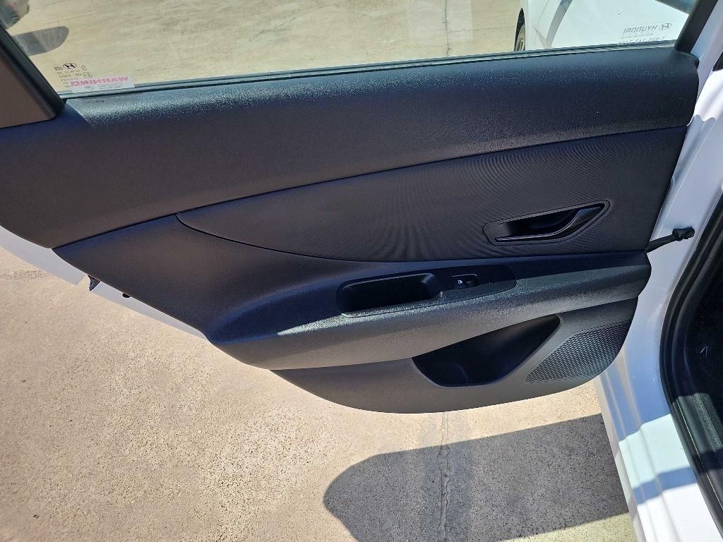 Hyundai Elantra SEL Sport IVT 2025
