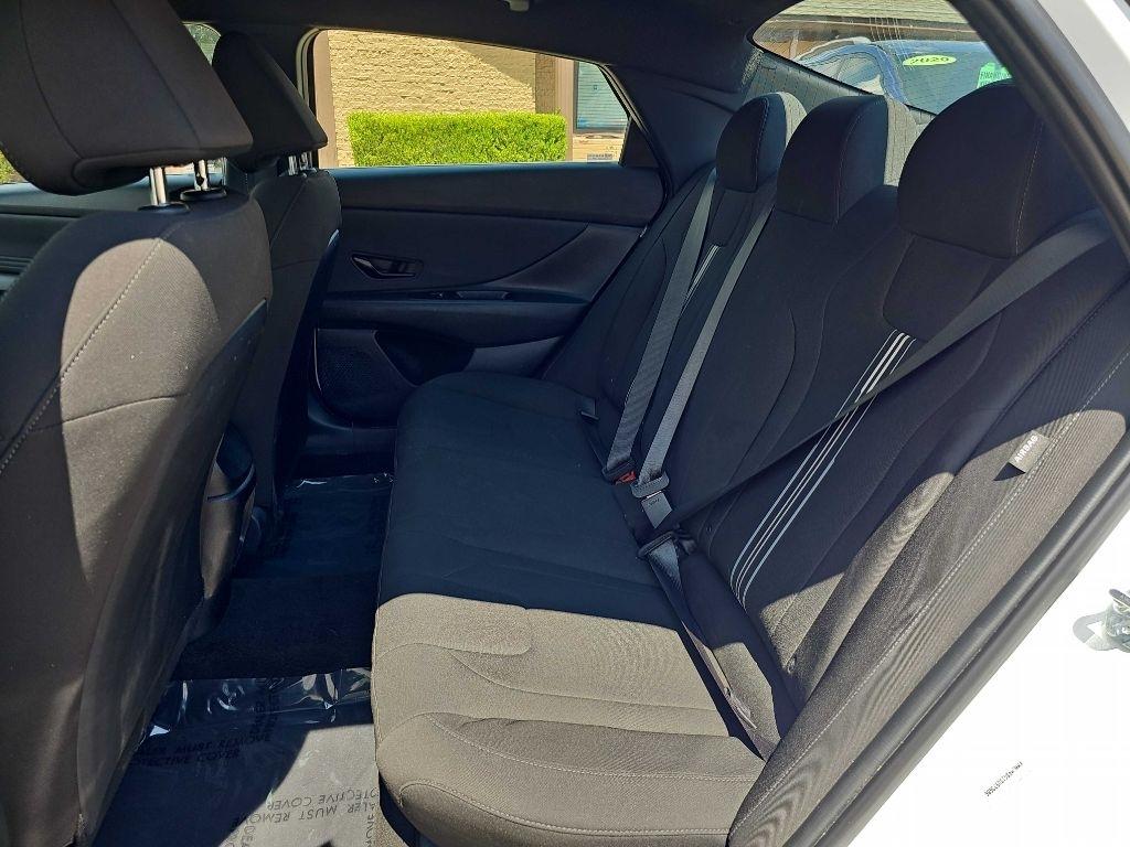 Hyundai Elantra SEL Sport IVT 2025