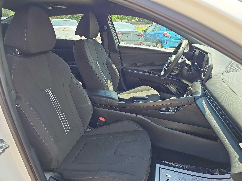 Hyundai Elantra SEL Sport IVT 2025