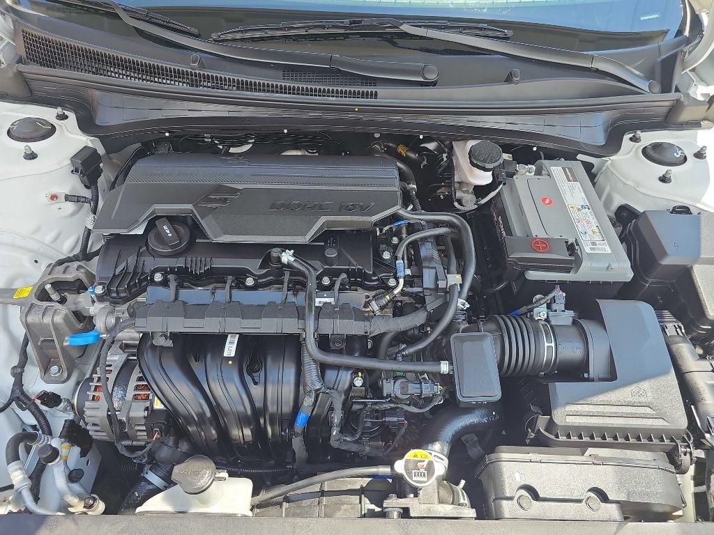 Hyundai Elantra SEL Sport IVT 2025