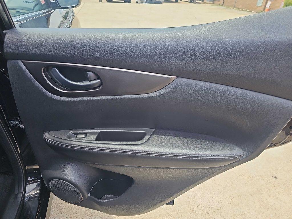 Nissan Rogue Sport FWD S 2022