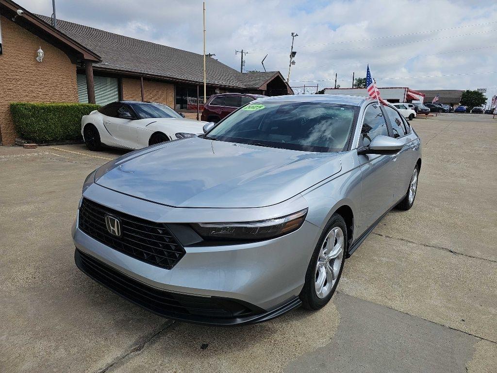 Honda Accord Sedan LX CVT 2025
