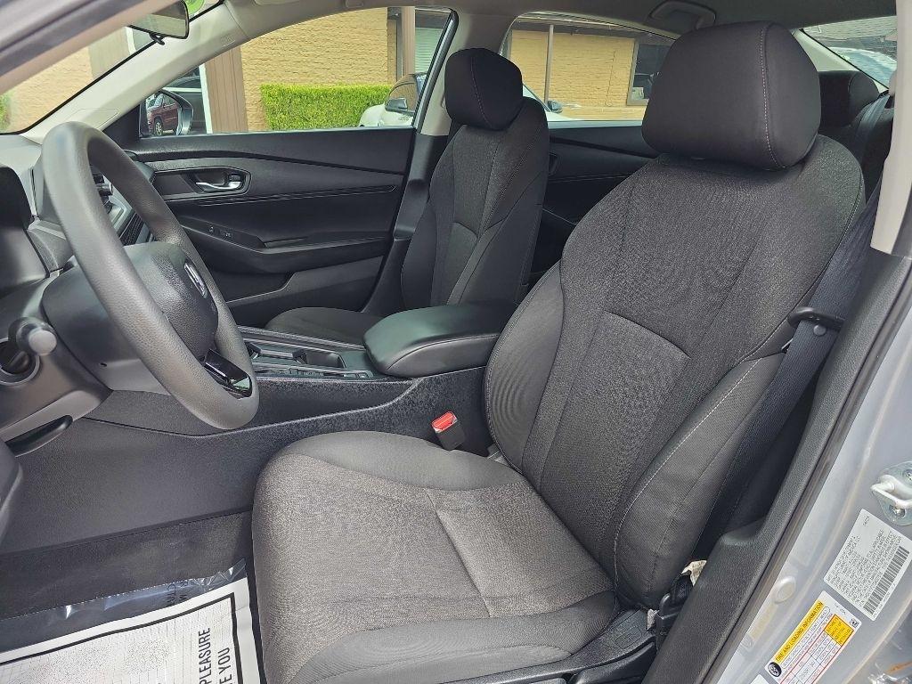 Honda Accord Sedan LX CVT 2025