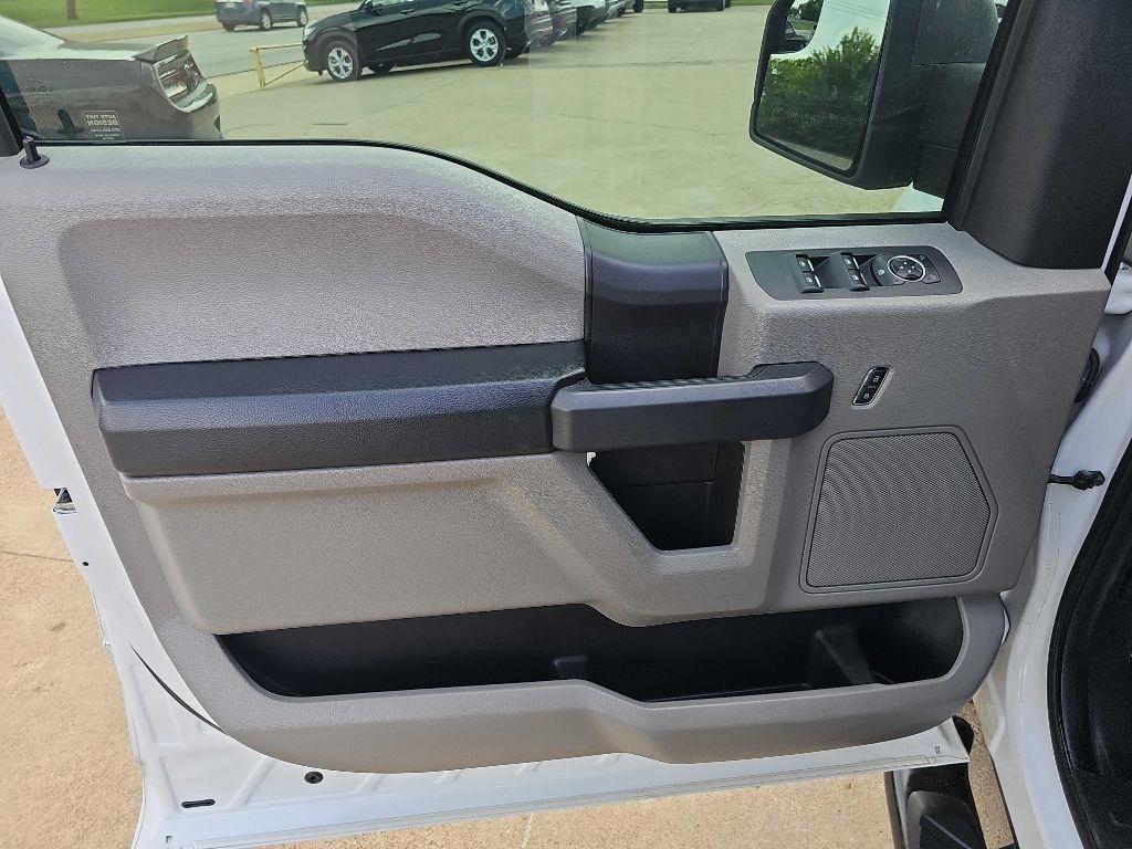 Ford F-150 2WD SuperCrew 157" King Ranch 2016