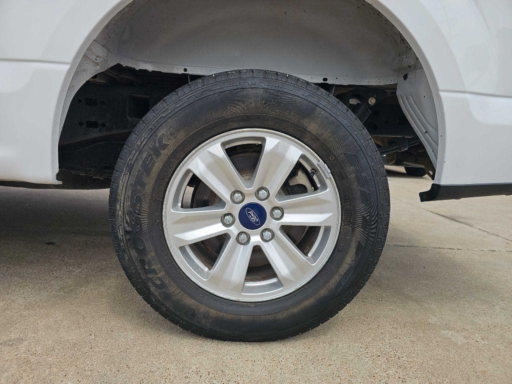 Ford F-150 Lariat 2WD SuperCab 8' Box 2018