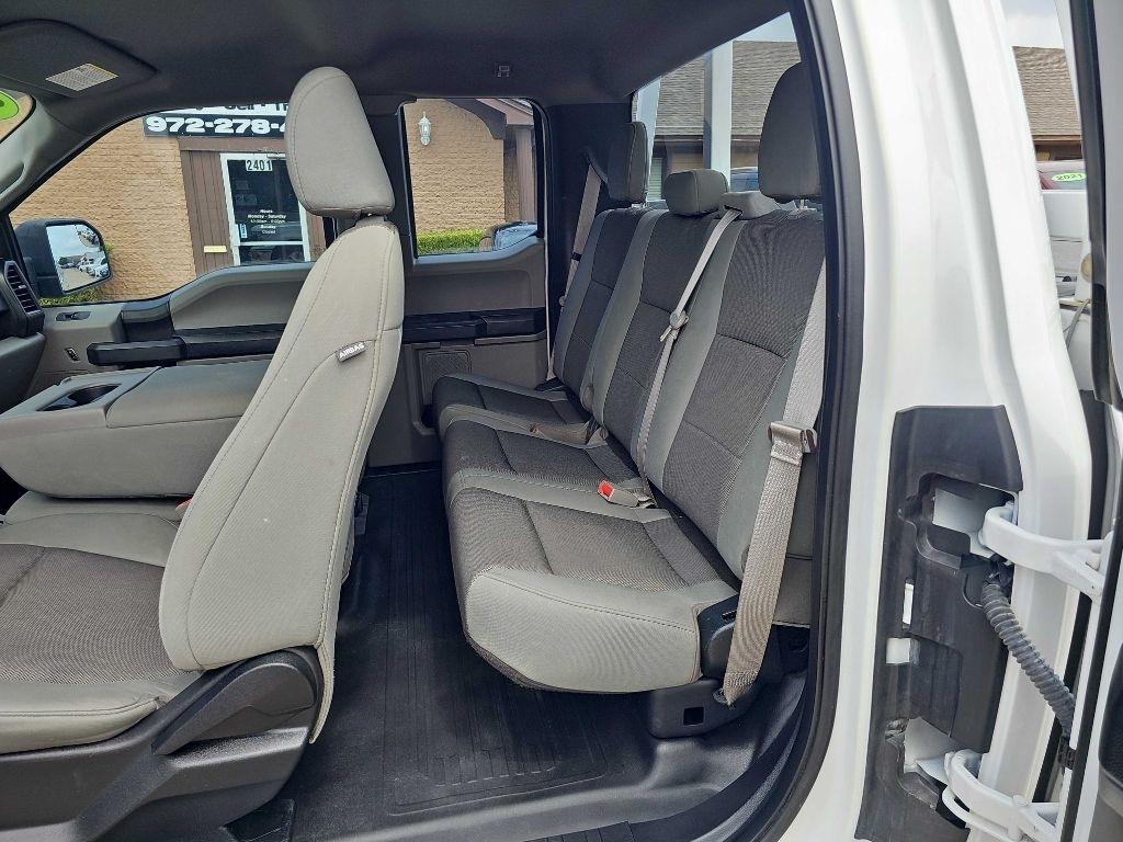 Ford F-150 Lariat 2WD SuperCab 8' Box 2018