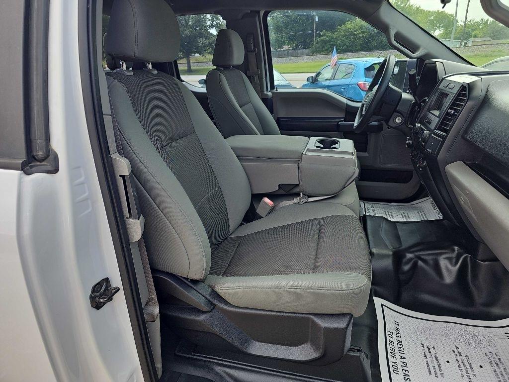 Ford F-150 Lariat 2WD SuperCab 8' Box 2018