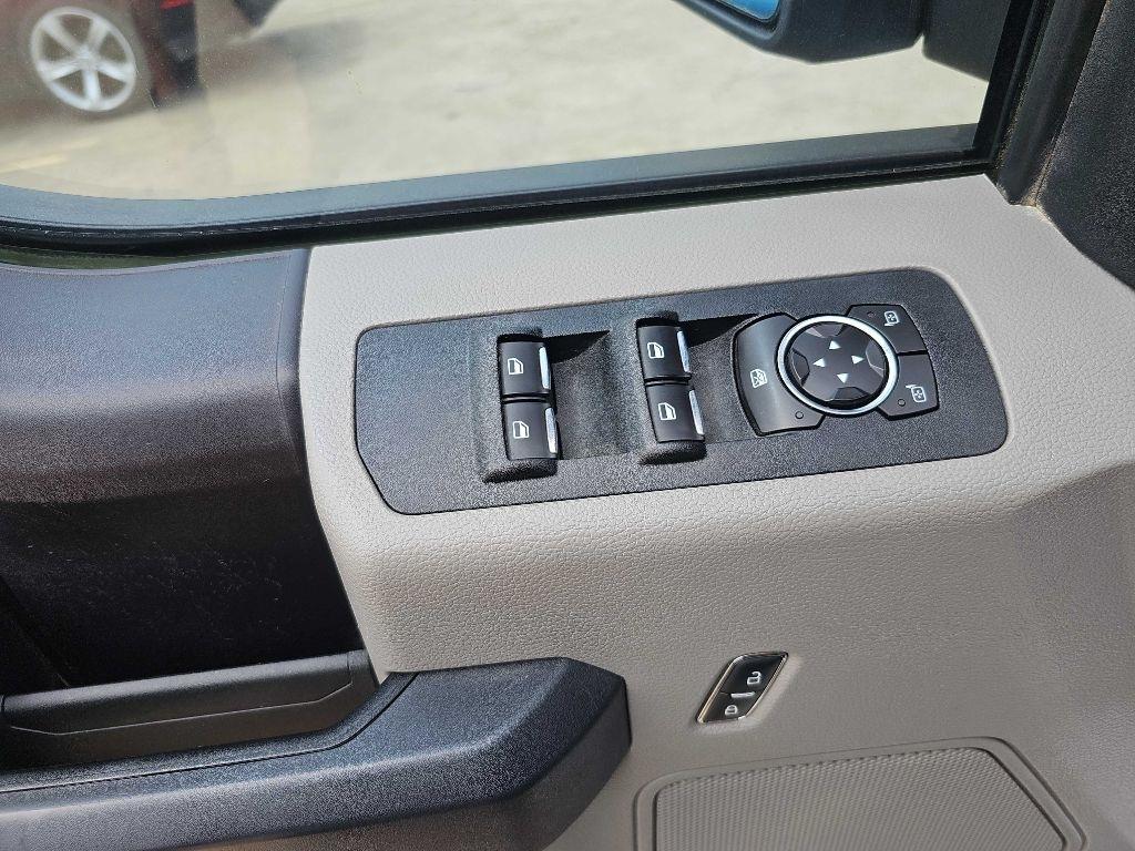 Ford F-150 Lariat 2WD SuperCab 8' Box 2018