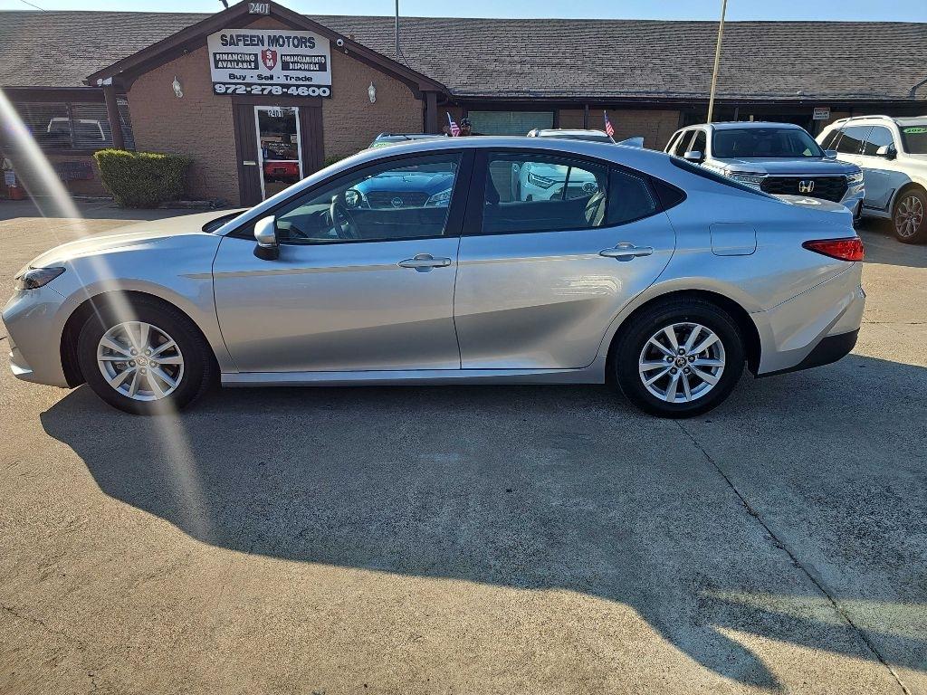 Toyota Camry photo 7