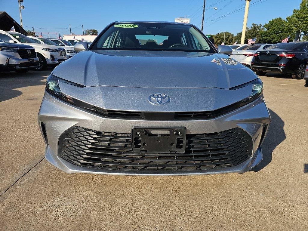 Toyota Camry photo 8