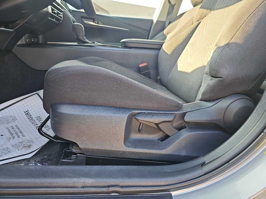 Toyota Camry photo 19