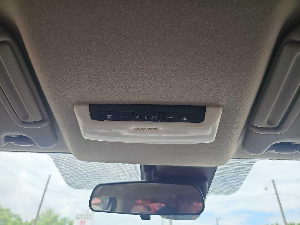 Nissan Versa SV CVT 2021