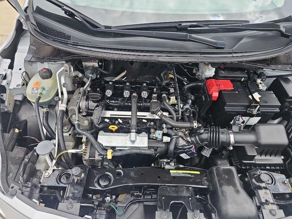 Nissan Versa SV CVT 2021